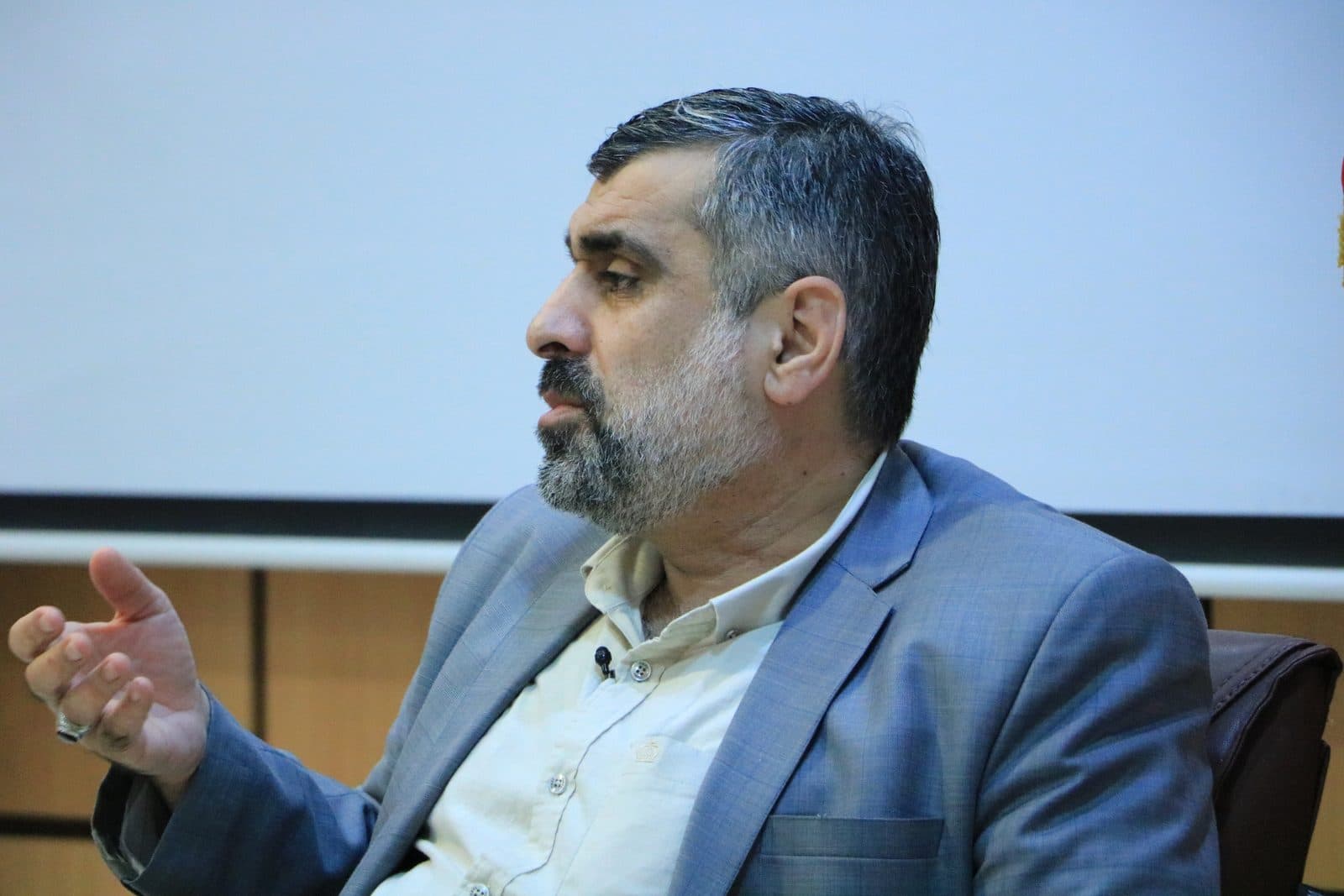 نشست خاطرهگویی در کارگاه تاریخ شفاهی با حضور اسماعیل یکتایی لنگرودی