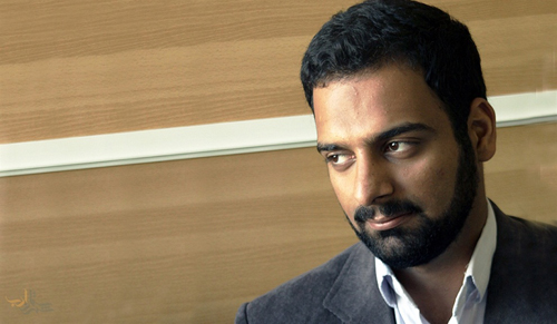 میلاد عرفان‌پور از جمله رویش‌ها و نگاه‌های متفاوت پس از انقلاب در رباعی است