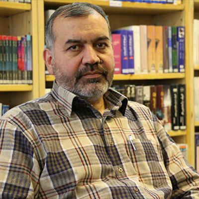 هیچ هنرمندی نمی‌تواند بدون داشتن صلاحیت حرفه‌ای درجه یک هنری بگیرد