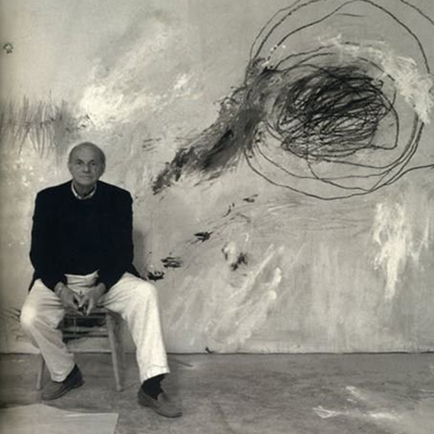 نقاشی کردن برای من بیش‌تر تجربه کردن است تا خلق یک تصویر