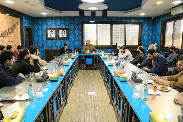 برگزاری نشست هم اندیشی با موضوع میرزا کوچک جنگلی