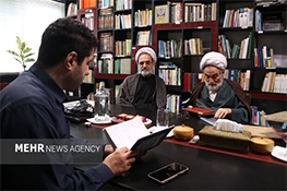 نماینده ولی فقیه در گیلان در بازدیدی از حوزه هنری انقلاب اسلامی استان، ضمن حضور در بخش‌های مختلف این حوزه، با جمعی از هنرمندان و فعالان فرهنگی دیدار و گفتگو کرد.