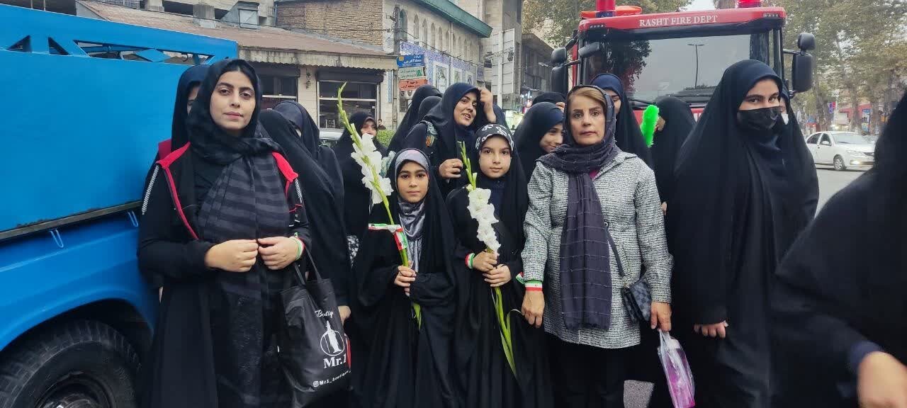 : الگوی انقلابِ پیر خمینی